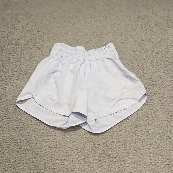 Lululemon Track That Mid-Rise Lined Short 5"
Blue Linen size 4 - Picture 1 of 6